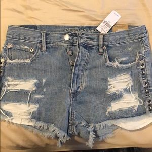 American Eagle NWT Hi-Rise Festival Shorts